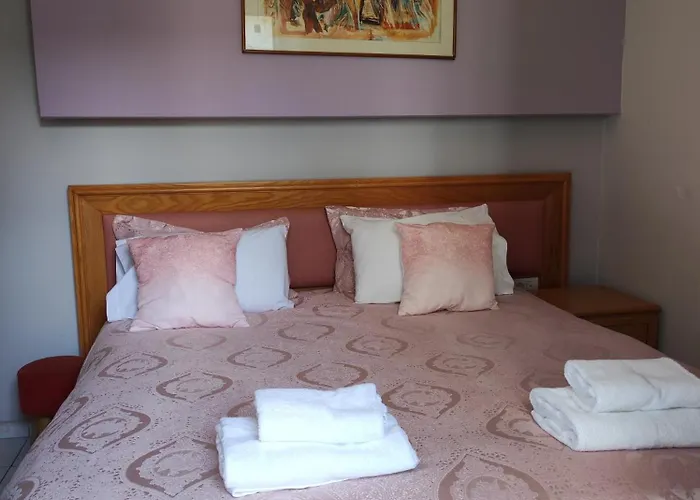 N E P Center Rodos Otel 2*