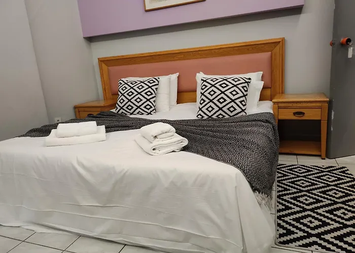 Otel N E P Center Rodos