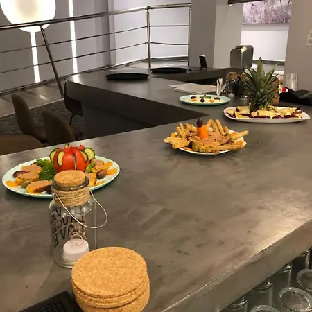 Otel N E P Center Rodos Rhodes City