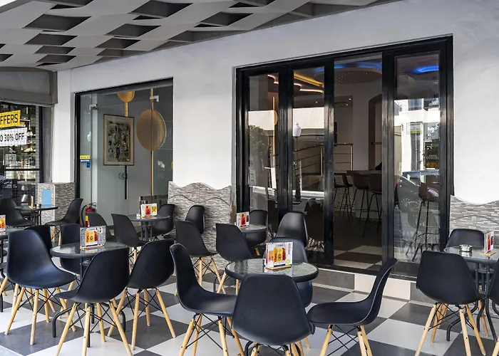 Otel N E P Center Rodos
